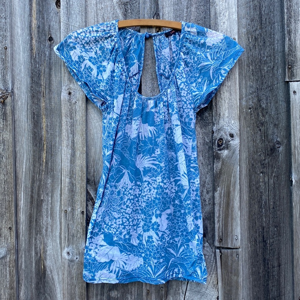 Open Back Cap Sleeve T